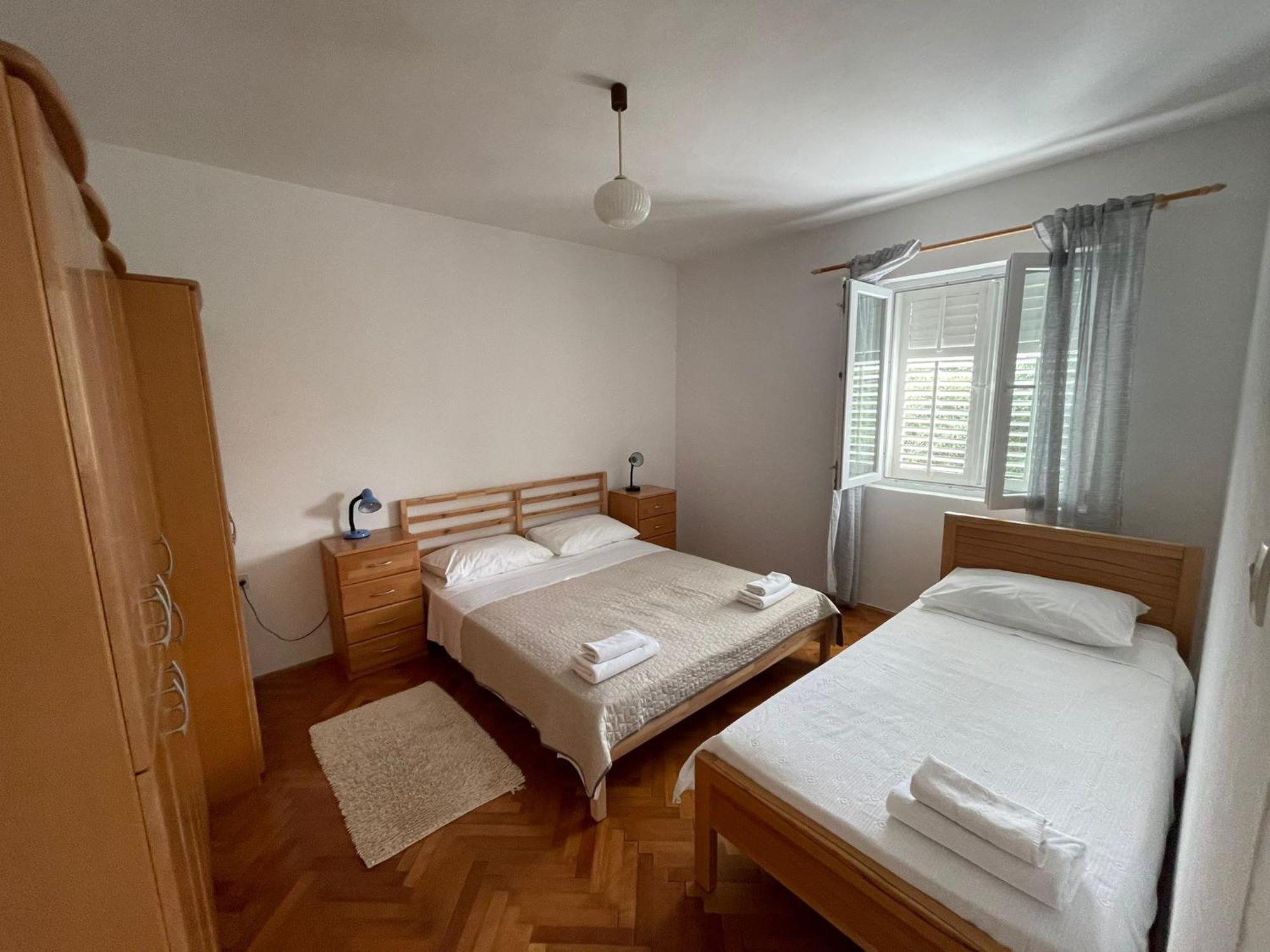 Holiday House Fila Туран Екстериор снимка